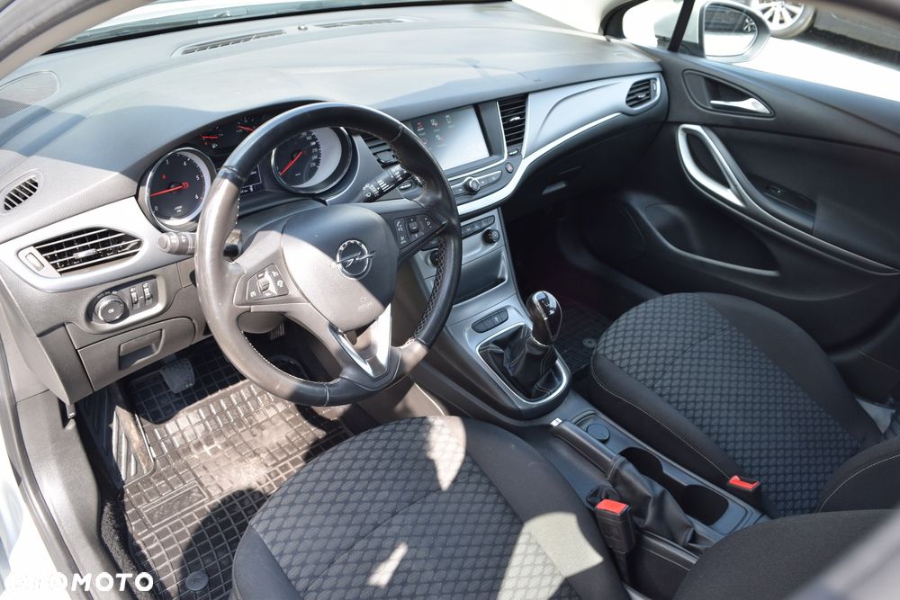 Opel Astra 1.6 CDTI Enjoy S&S - 21