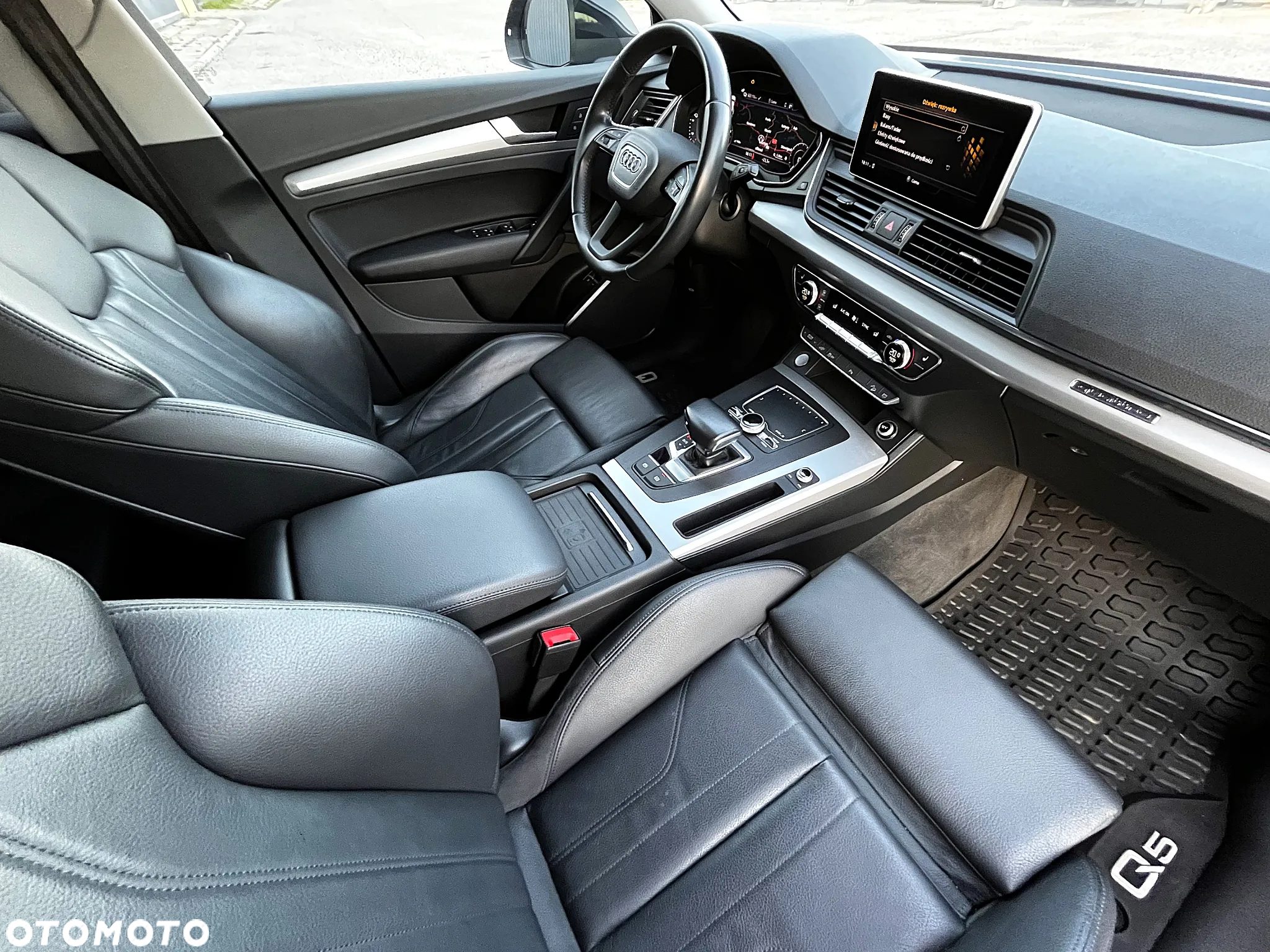 Audi Q5 55 TFSI e Quattro S tronic - 31