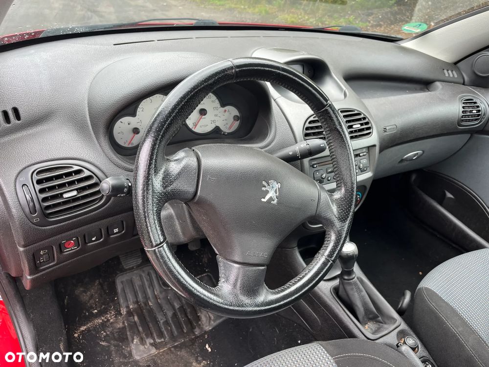 Peugeot 206 CC - 24
