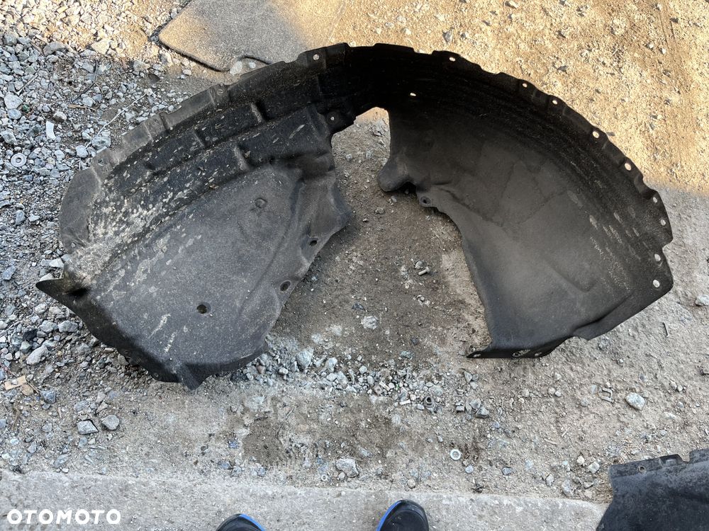 Nadkole przednie lewe prawe Ford Kuga MK3