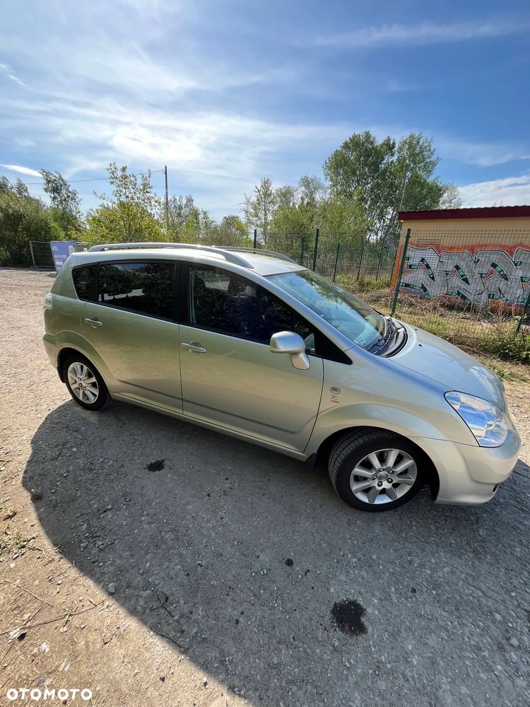 Toyota Corolla Verso 1.8 Sol - 4