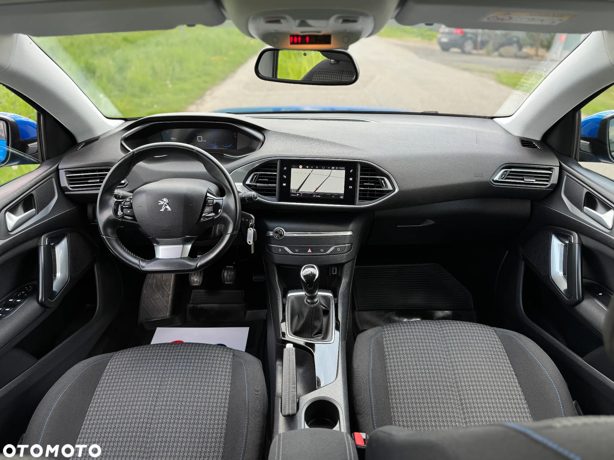 Peugeot 308 - 33