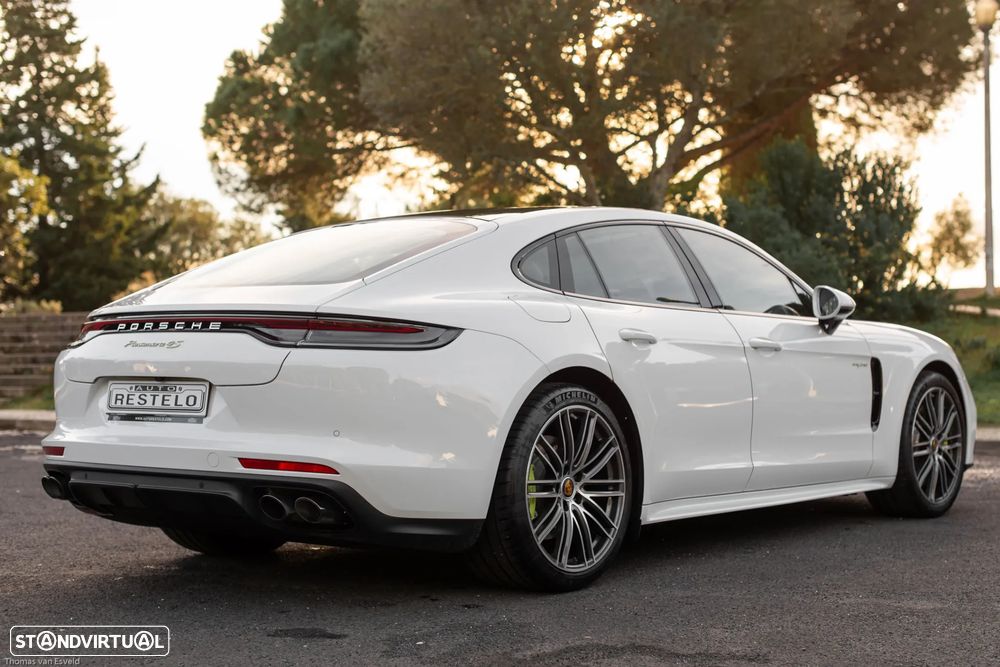 Porsche Panamera 4S E-Hybrid Executive - 2