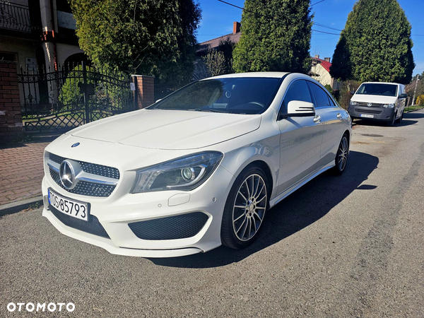 Mercedes-Benz CLA 180 AMG Line