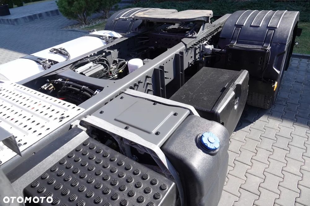 Volvo FH 500 / NISKA KABINA /  I-SHIFT / - 13