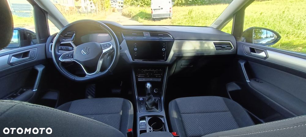 Volkswagen Touran - 15