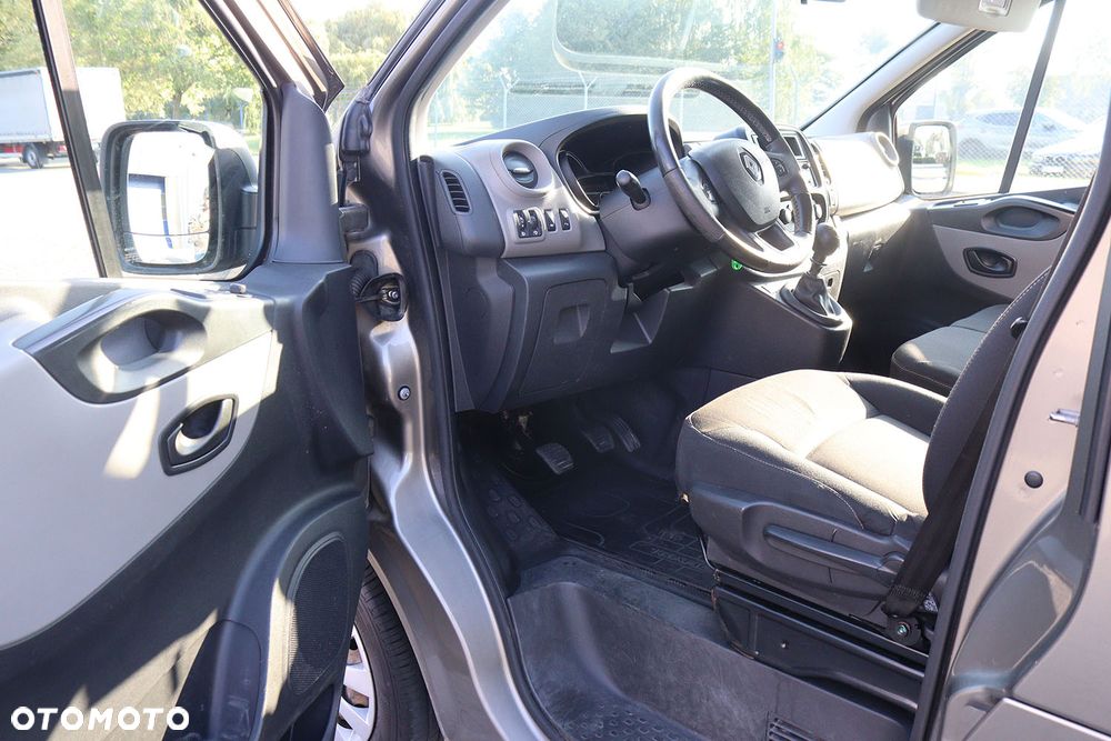 Renault Trafic - 6