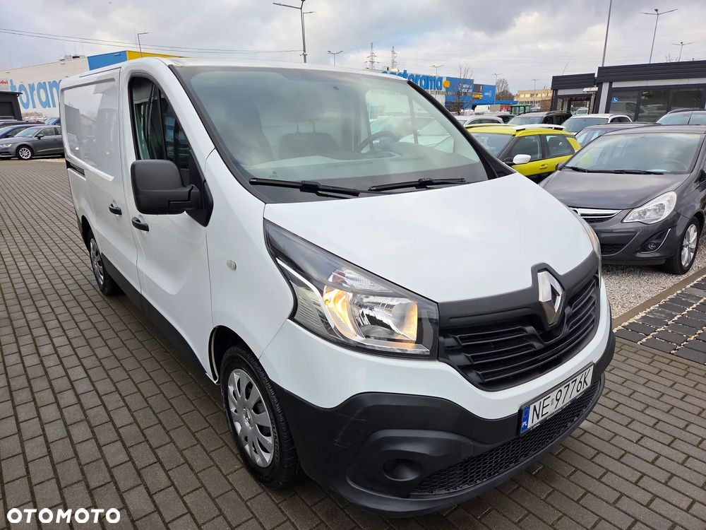 Renault TRAFIC - 2