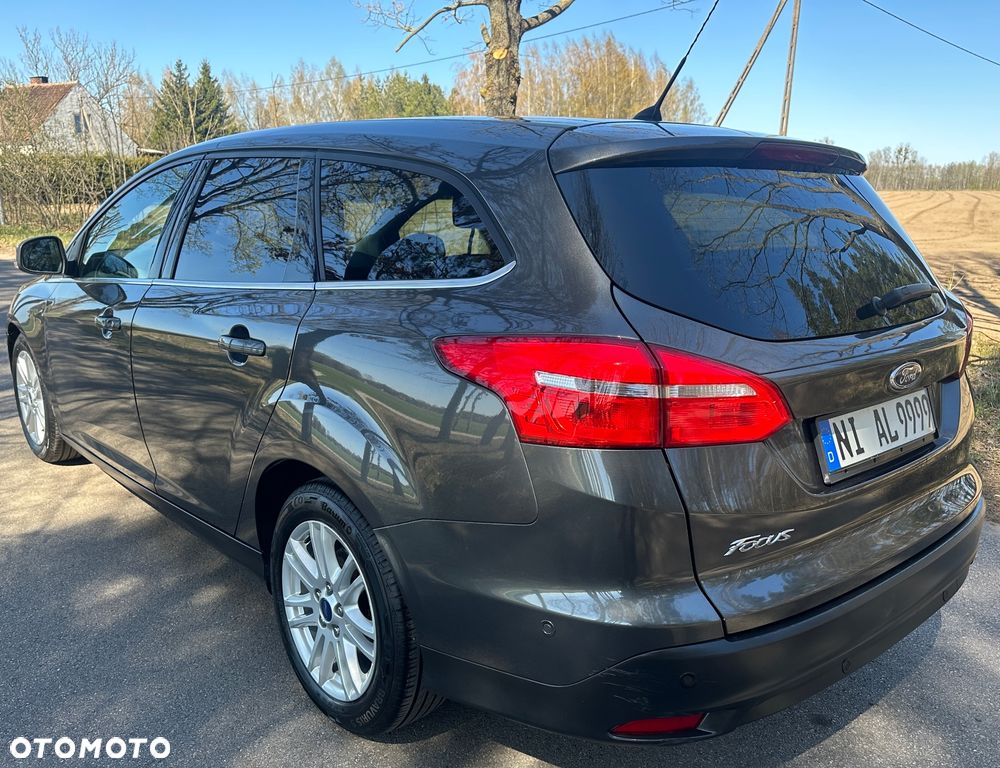 Ford Focus 1.5 TDCi ECOnetic 88g Start-Stopp-System Titanium - 4