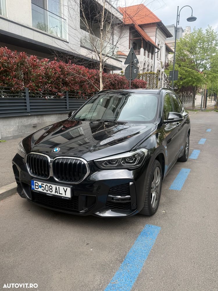 BMW X1 xDrive20i Aut. xLine - 1