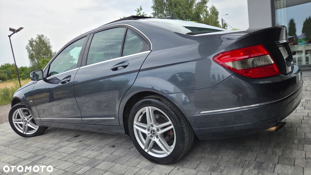 Mercedes-Benz Klasa C - 24
