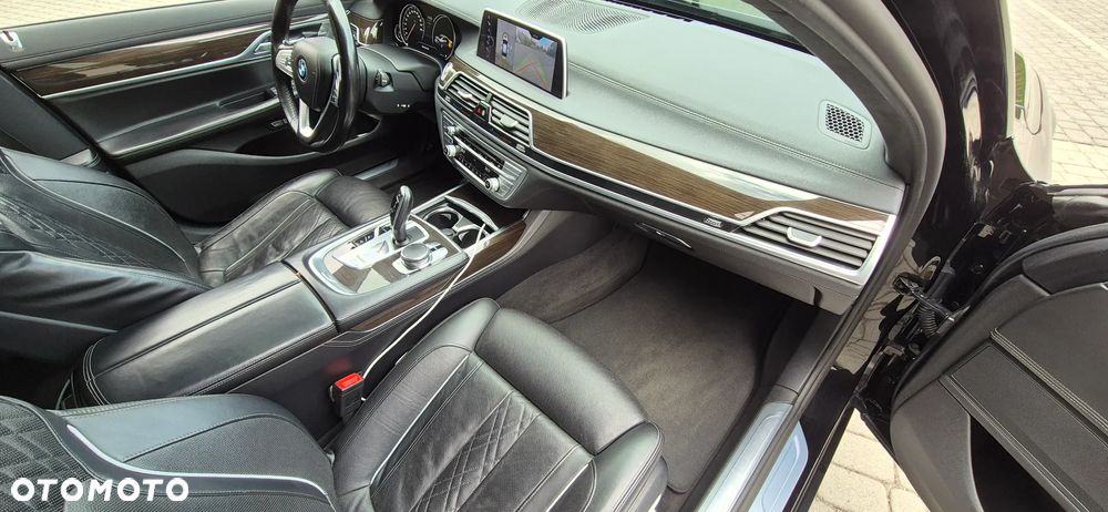 BMW Seria 7 730d xDrive - 36