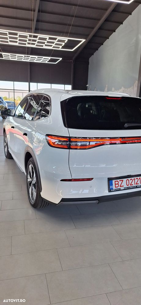 Geely Ex5 - 5