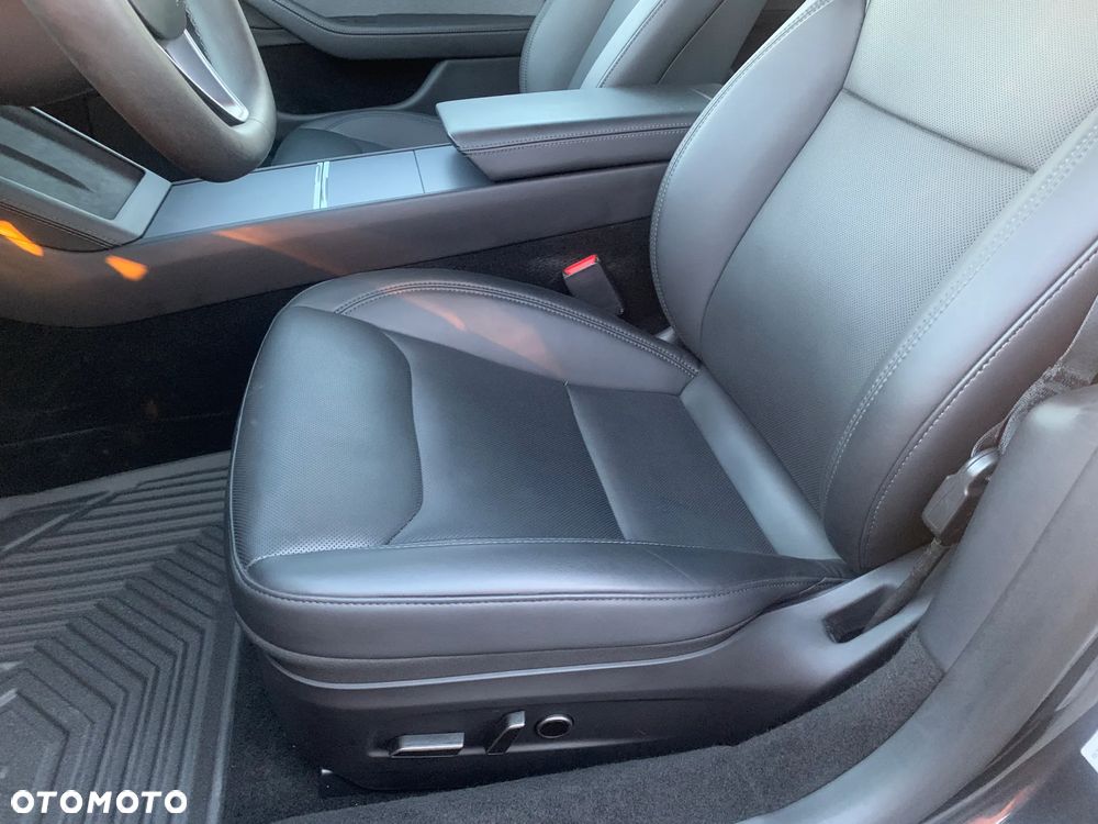 Tesla Model 3 Premium Langstreckenbatterie RWD - 21