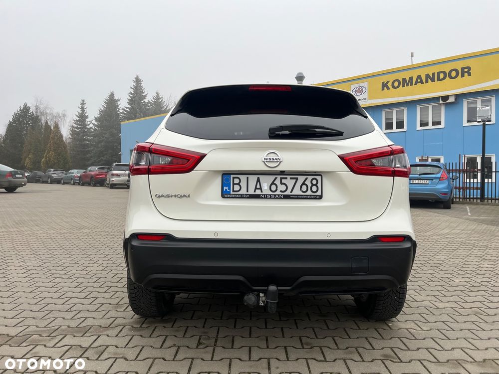 Nissan Qashqai 1.3 DIG-T ACENTA - 6