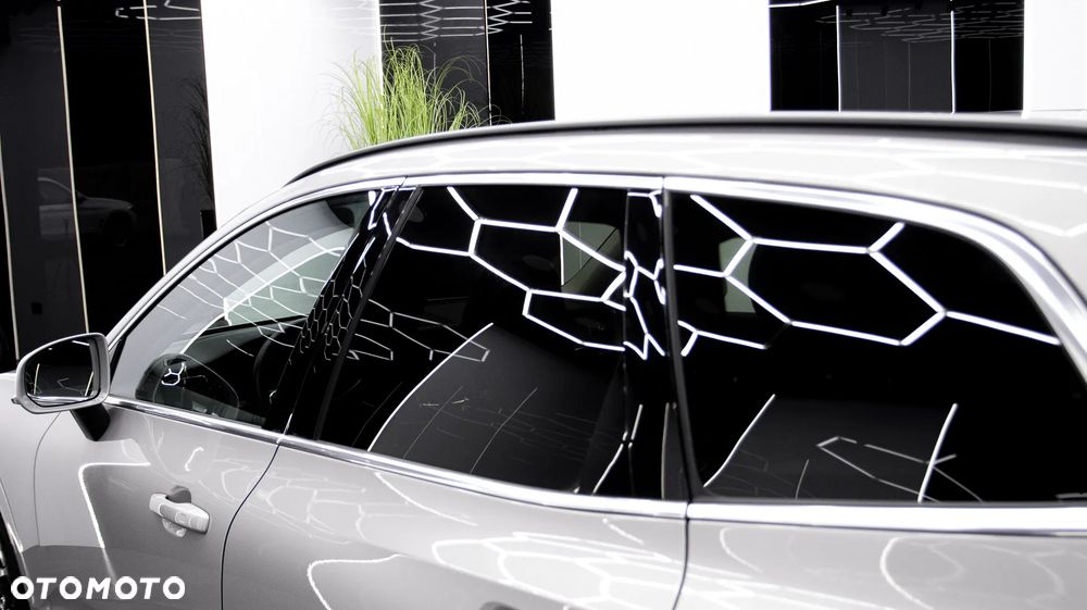 Volvo XC 60 B4 B Momentum Pro - 11