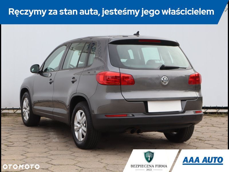 Volkswagen Tiguan - 5