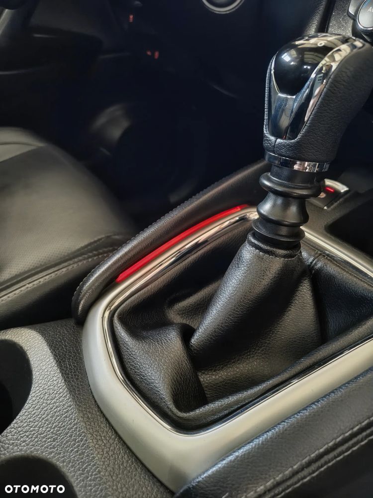 Nissan Qashqai - 32