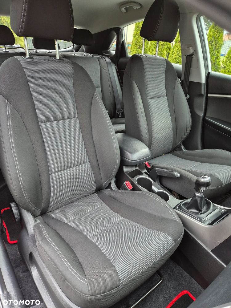 Hyundai i30 blue 1.6 CRDi Classic - 32