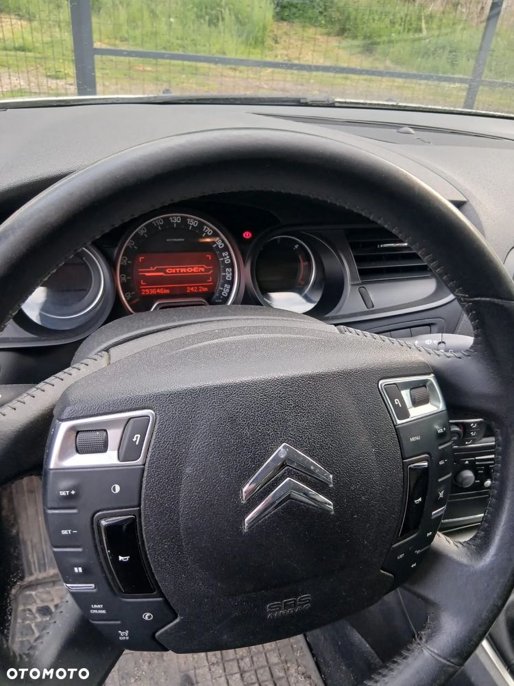 Citroën C5 2.0 HDi Confort - 6