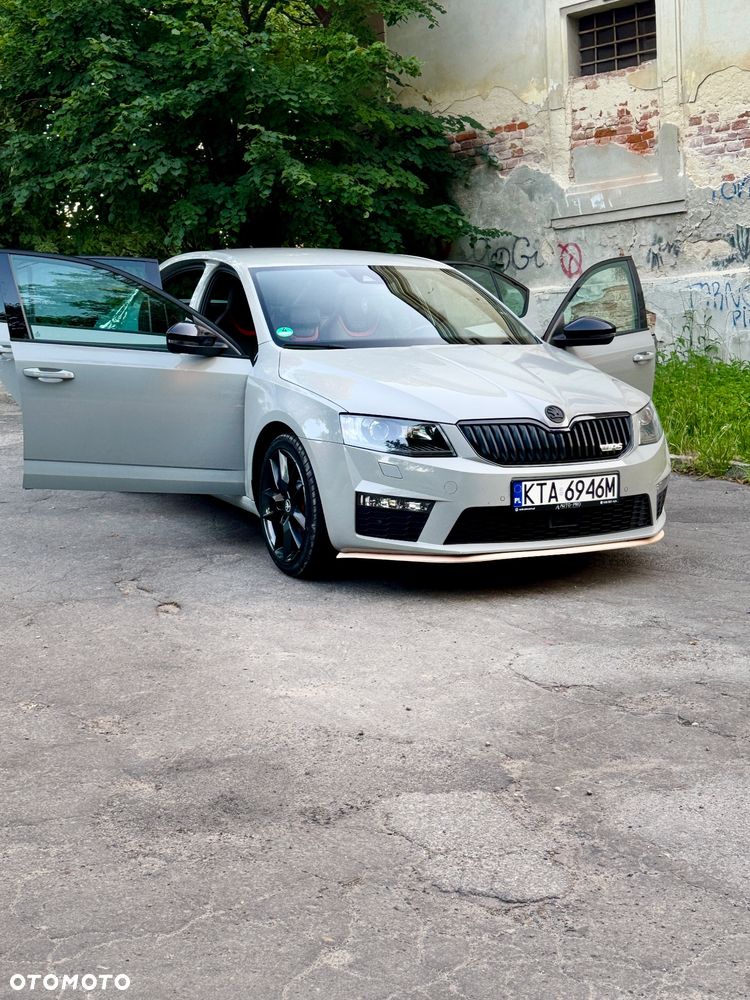 Skoda Octavia 2.0 TSI RS DSG - 6