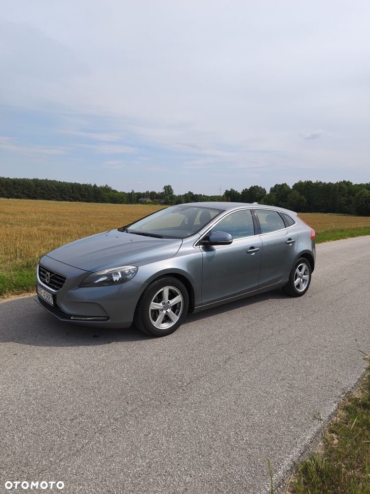Volvo V40 - 2