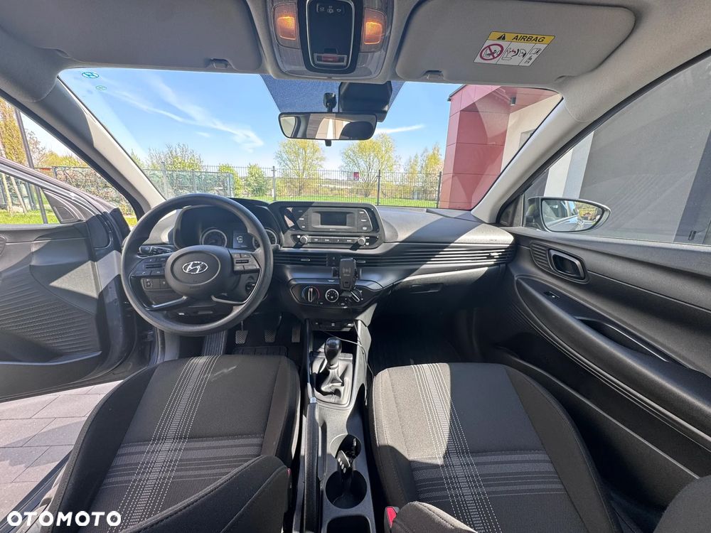 Hyundai i20 1.2 Pure - 12