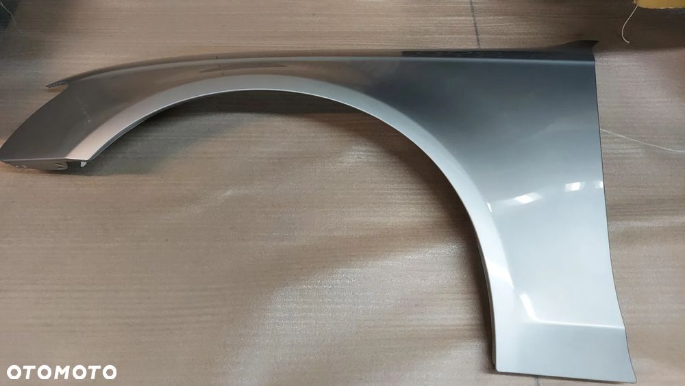 AUDI A4 B8 07-11 BŁOTNIK LEWY LUB PRAWY LX7W CYNK. - 1