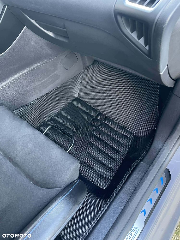 Ford Focus - 22