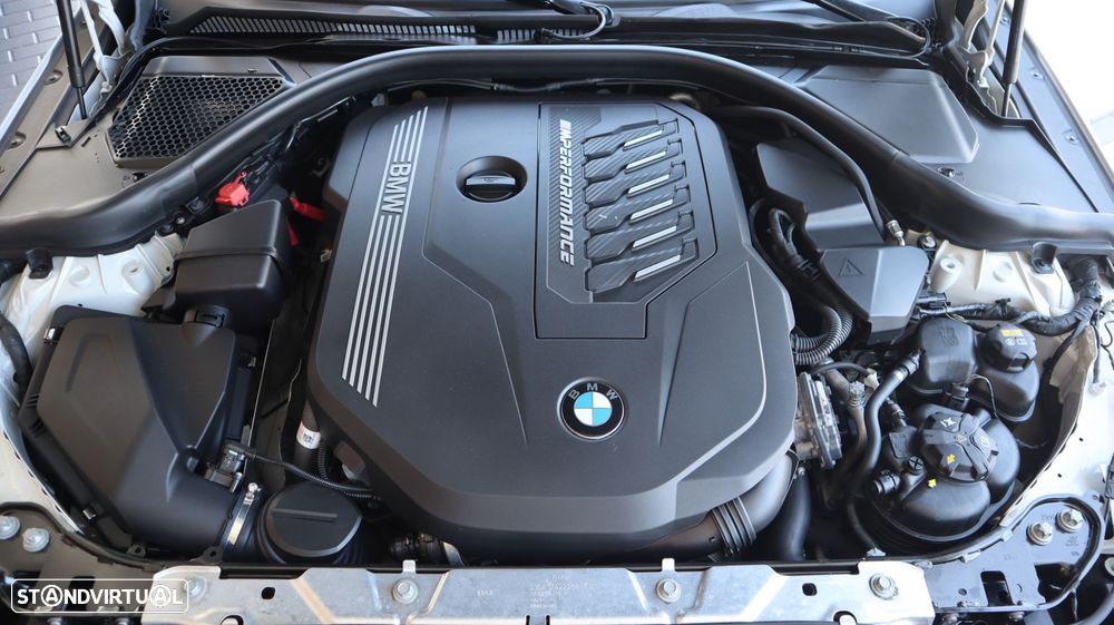 BMW M240i xDrive Auto - 34