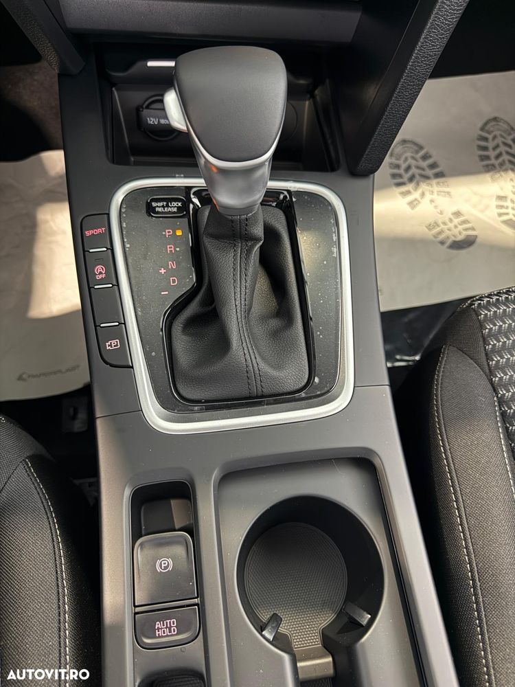 Kia XCeed 1.6 T-GDI 7DCT City - 25