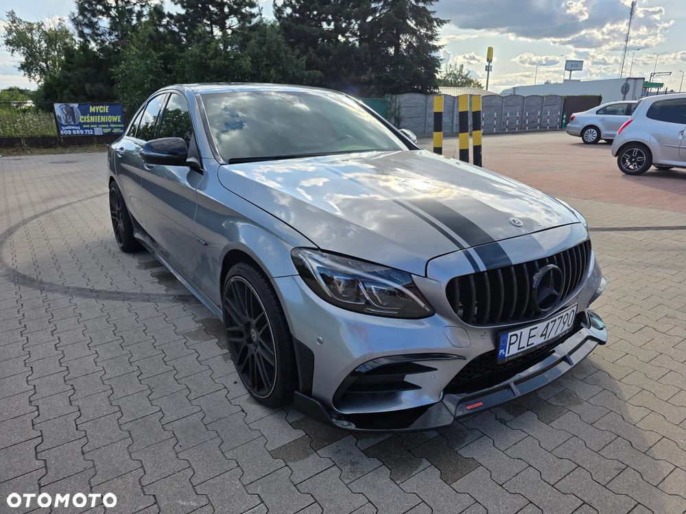 Mercedes-Benz Klasa C 200 7G-TRONIC AMG Line - 1
