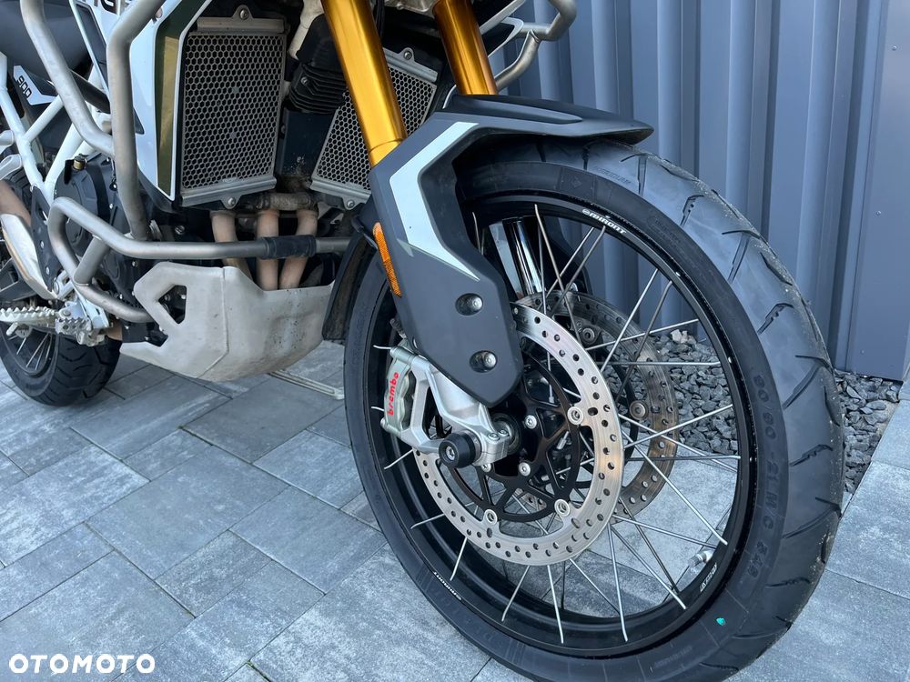 Triumph Tiger - 9