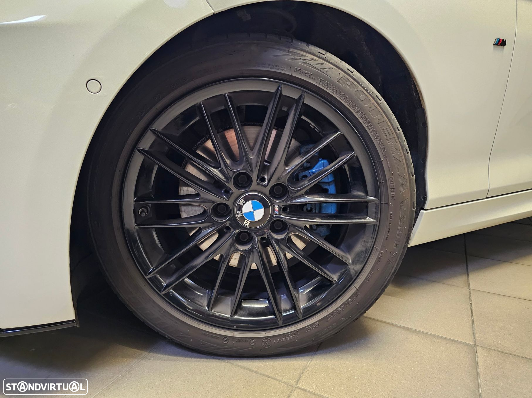 BMW 225 d Coupe Pack M Auto - 29