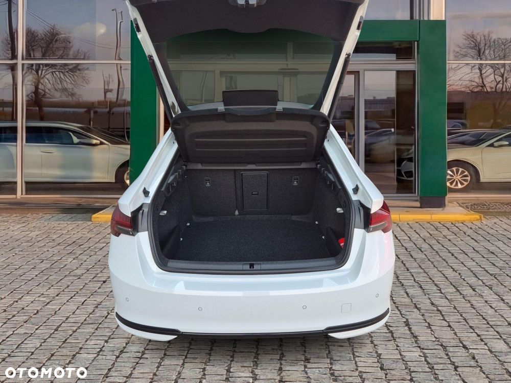 Skoda Octavia 1.5 TSI mHEV Sportline DSG - 22