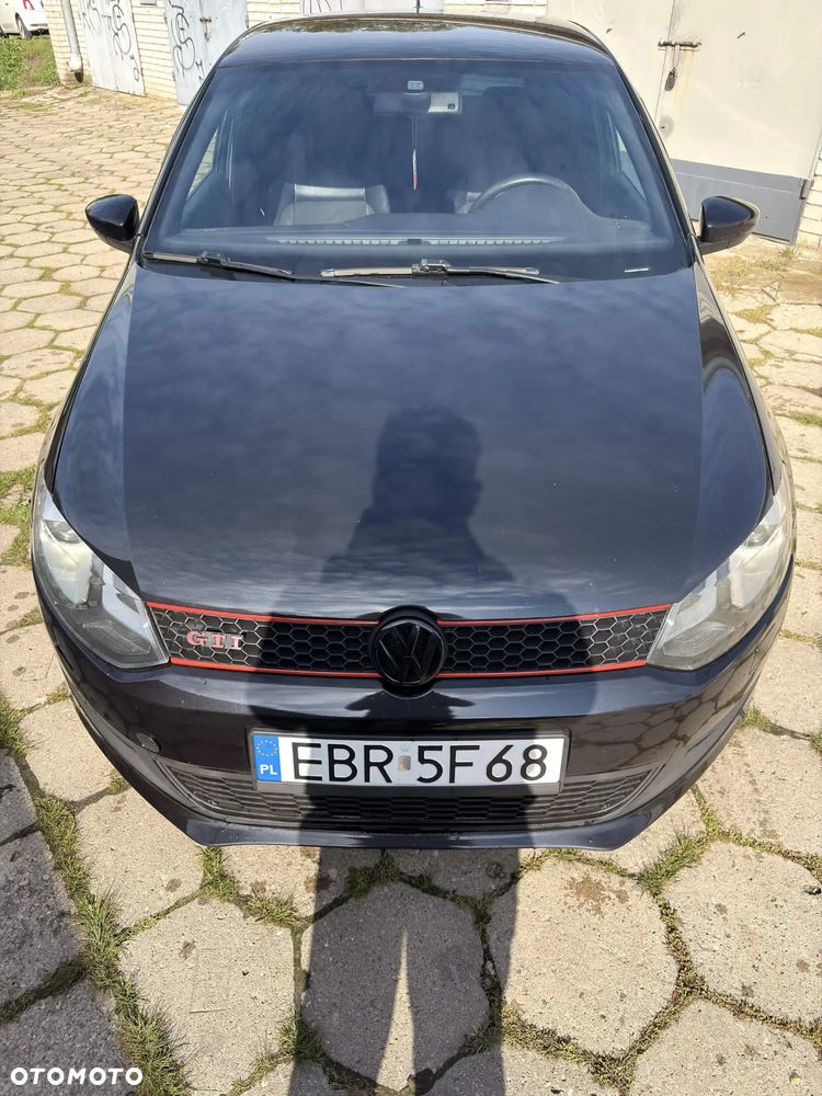 Volkswagen Polo 1.4 DSG GTI - 2