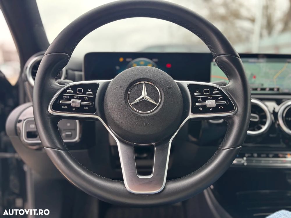 Mercedes-Benz A 180 d 7G-DCT - 13