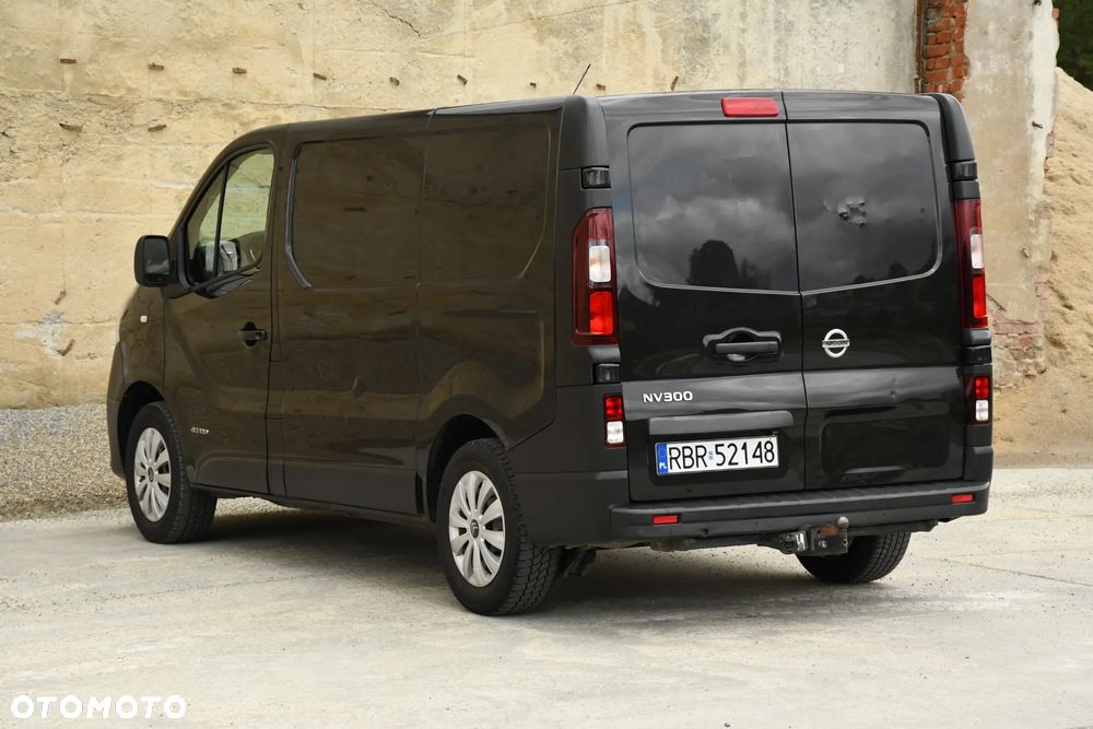 Nissan NV300 - 4