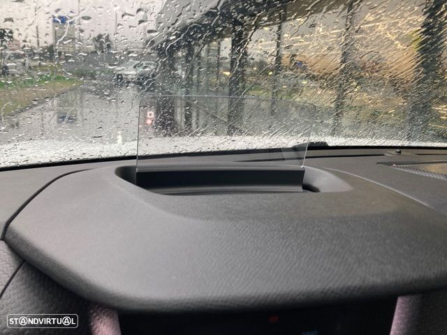 Citroën C4 PureTech 130 Stop&Start EAT8 SHINE - 24