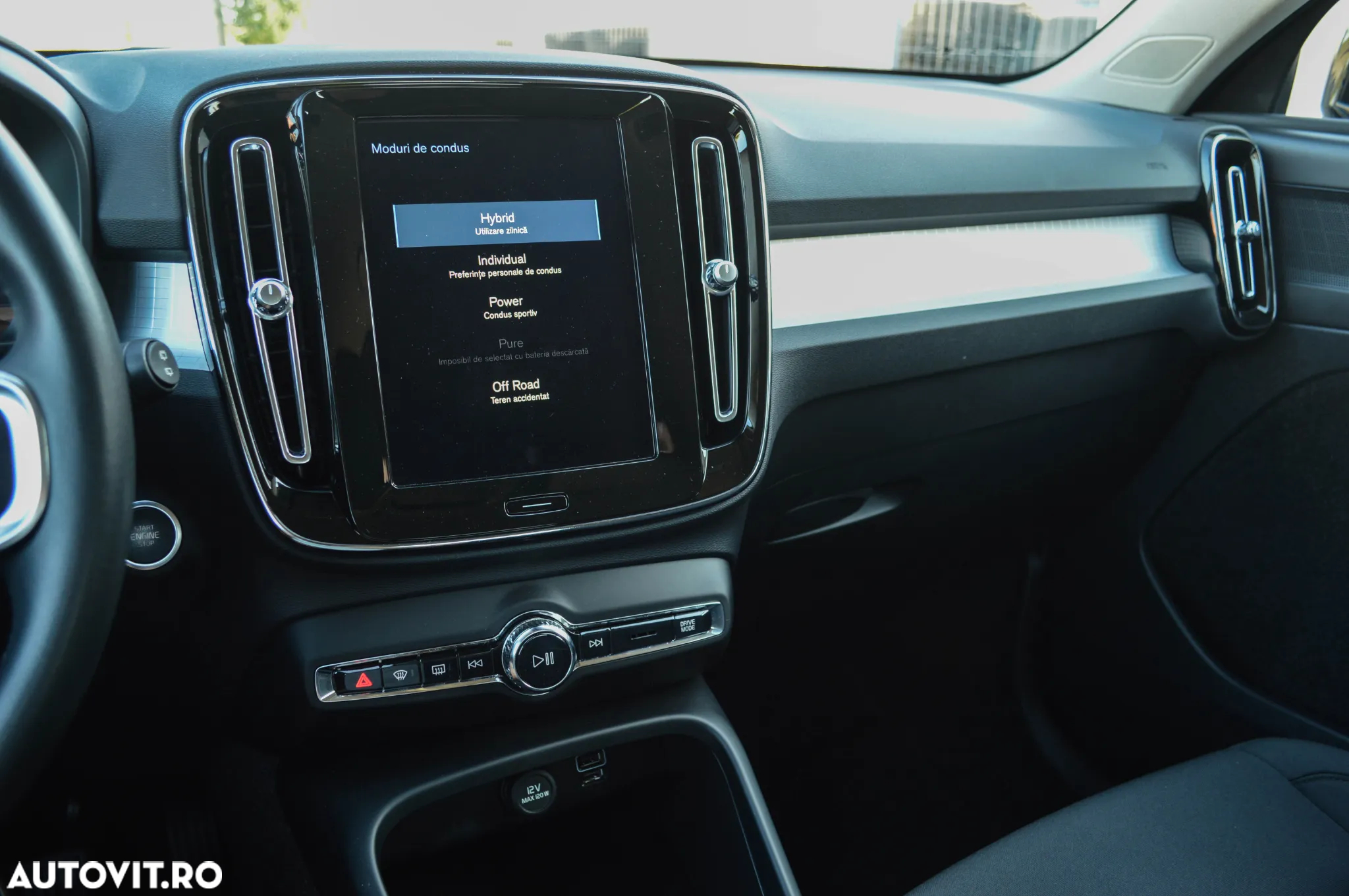 Volvo XC 40 Recharge T5 Twin Engine AT7 Inscription Expression - 18