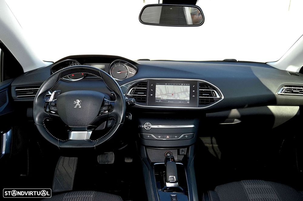 Peugeot 308 SW 1.5 BlueHDi Allure EAT8 - 24