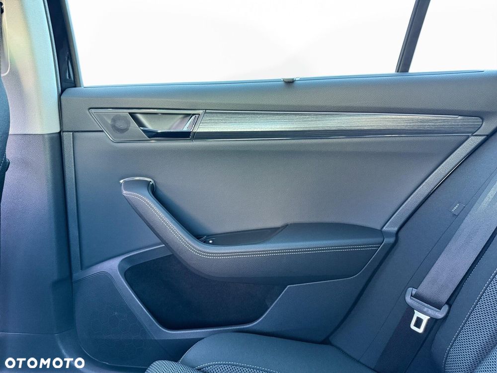 Skoda Superb - 34