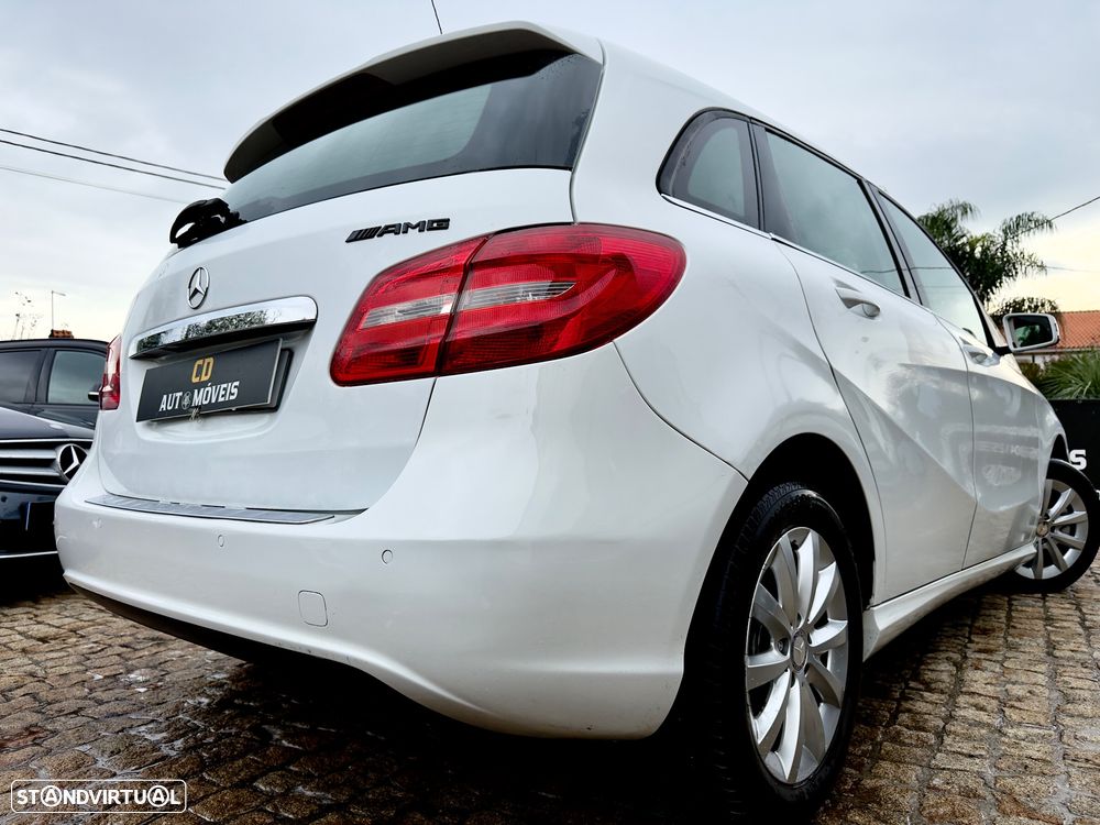 Mercedes-Benz B 180 (CDI) d 7G-DCT AMG Line - 15