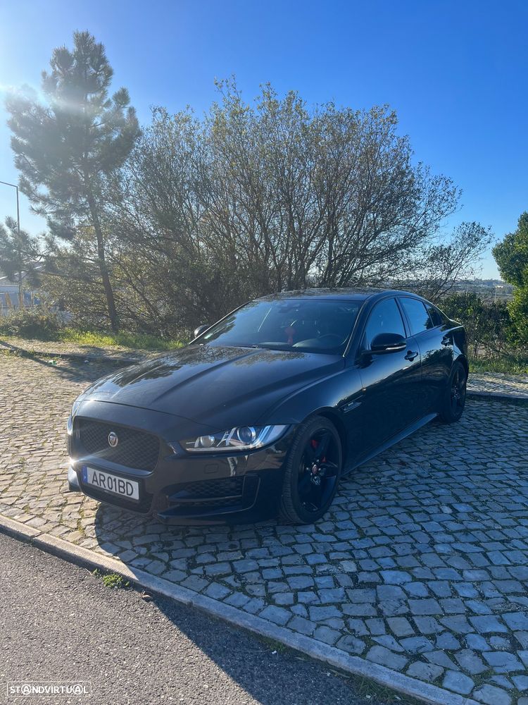 Jaguar XE 2.0 D R-Sport Aut. - 2