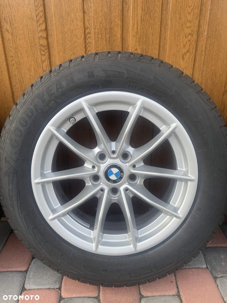 Felgi z oponami zimowymi 205/60 r16 BMW - 4