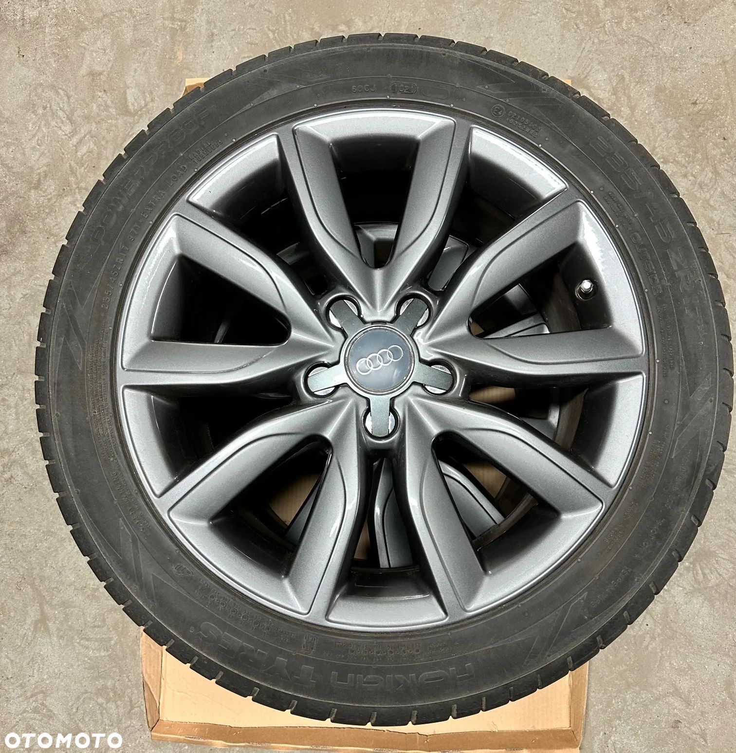 Felgi 5x112 Audi A3 Opony NOKIAN 235/45 17" - 1