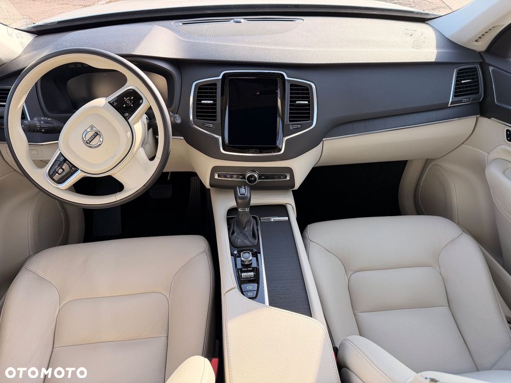 Volvo XC 90 T5 AWD Momentum 7os - 13
