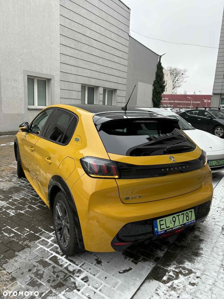 Peugeot 208 Allure - 11