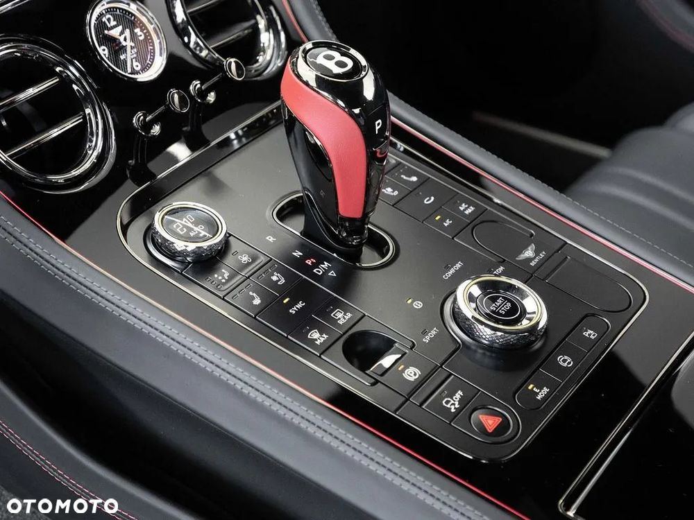 Bentley Continental GT - 10