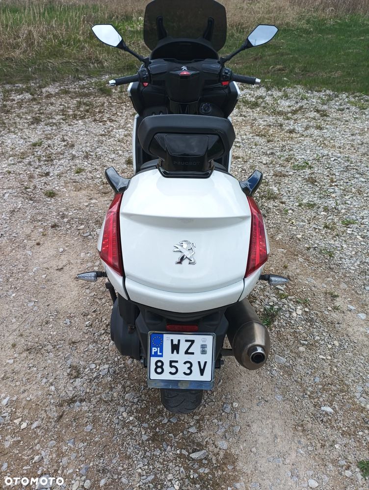 Peugeot Metropolis - 15